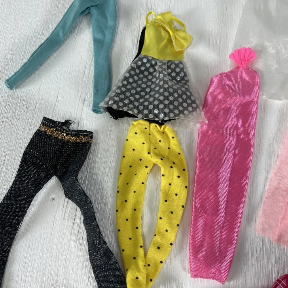 Lots Of Vintage Barbie Doll Clothes 80's Dress Dresses Pants Tops Classic‎ Retro